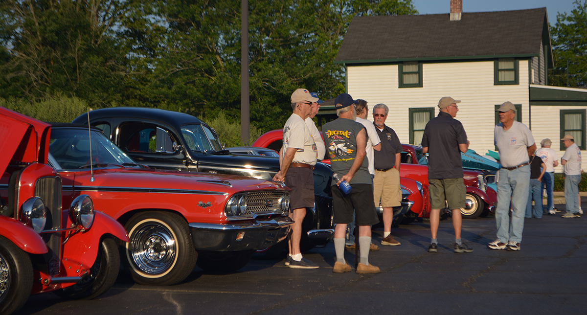 Cars & Cofee - Studebaker